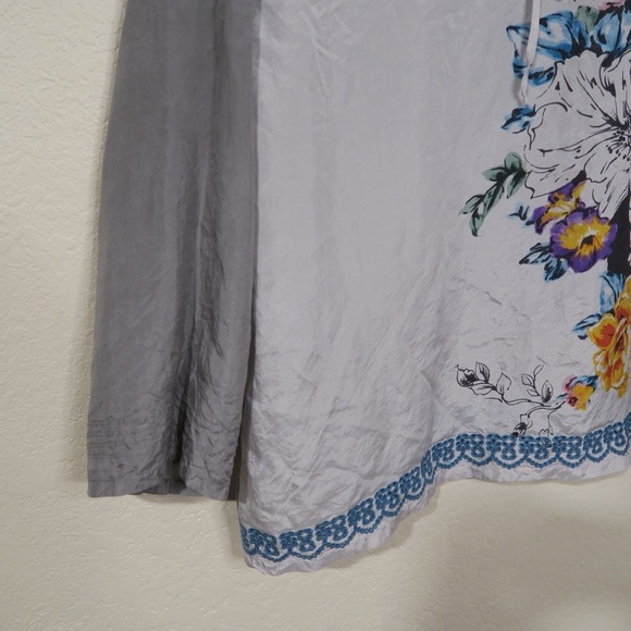Johnny Was Silk Gray Floral Tunic Top Semi Sheer Boho Oversized Long Sleeve - Picture 8 of 8